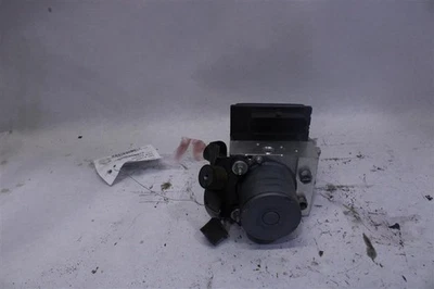 Used ABS Pump and Motor Assembly fits: 2011 Jaguar Xj Assembly w/o adaptive crui - Image 1 of 4