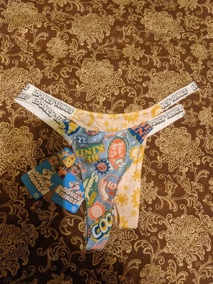 Tanga de satén Looney Tunes talla grande Foto 1 de 4