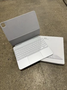 Apple Magic Keyboard Case iPad Pro 13 cali M4 - biały A2974 MWR43LL/A otwarte pudełko - Zdjęcie 1 z 3