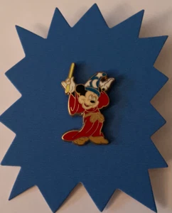 Disney Pin. Mickey Mouse as a Sorcerer from Fantasia. Hollywood Studios. Small. - Picture 1 of 2