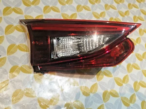 MAZDA 3 MK3 2015 INNENRÜCKLEUCHTEN MONTAGE LH, TOP ZUSTAND 42K KM - Bild 1 von 3