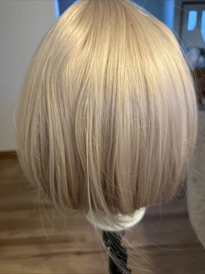Peruca Bob Loira Dourada Claro 12” Muito Macia 118 - Imagem 1 de 4