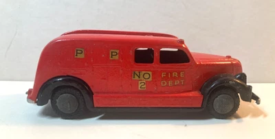 Camión de bomberos TEKNO rojo del Departamento de Bomberos Dinamarca 1:43 Foto 1 de 4