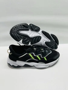 Adidas Originals Ozweego Black Men's Size 10 - Picture 1 of 8