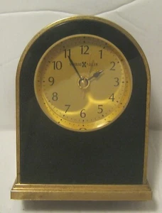 Clásico Reloj Alarma de Mesa HOWARD MILLER NEGRO Y LATÓN ¡Para Repuestos o Restauración!¡! - Imagen 1 de 4