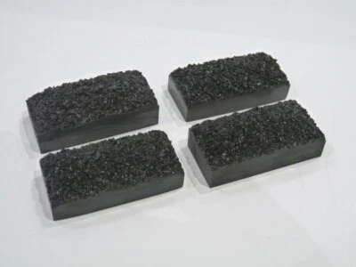 4 x Resin coal loads for Hornby Dublo 5 plank wagons. LD-001