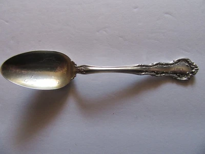 华莱士欧文手柄5 7/8英寸纯银纪念品勺子Oconomowoc威斯康星州 — 第 1/4 张图片