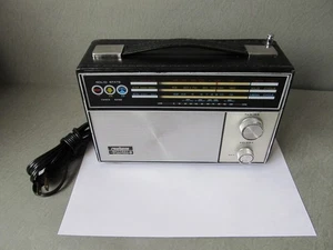 Radio de tres bandas Realtone 2314-2 de colección ***Leer por favor - Imagen 1 de 11