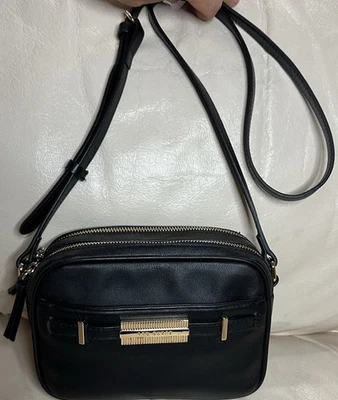 Ted Baker London Black Leather Camera Bag Gold Hardware Crossbody Handbag B6 - Image 1 of 4