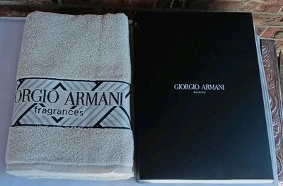 Toalla de baño de playa con fragancia Giorgio Armani 60""x 28" 100 % algodón nueva en caja Foto 1 de 4