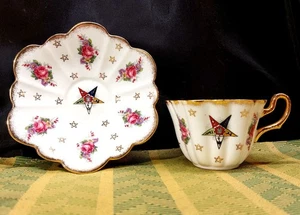 Freimaurer Oststern Teetasse & Untertasse Royal Stuart Rosenmotiv Goldrand = Ex - Bild 1 von 7