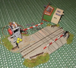 Faller Ams B-4733 Railroad Crossing / for Artisan,Missing Parts Possible #200120 - Picture 1 of 1