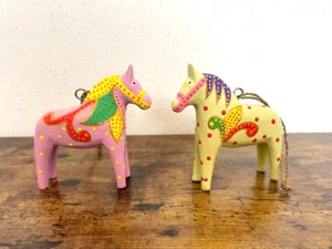 2 Pastel Dala Horse Ornaments, Lilac & Yellow, hand painted, Nordic, Swedish NEW - Picture 1 of 3