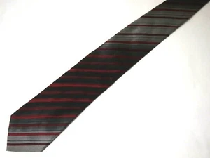Cravatta uomo Van Heusen nera grigia rossa a righe seta 59" carriera - Foto 1 di 4