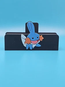 Mudkip Karten Platte Ständer Pokemon BGS CGC PSA SGC - Bild 1 von 2