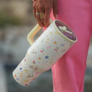 HydroJug 🦋🫐🍉🍋🎀 Tori Halford x ACTA Berries & Cream 40 oz. Traveler Tumbler - Picture 1 of 5