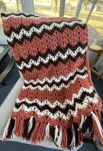 Strickdecke orange braun weiß Schneeflocke Überwurf 48"x84" Grannycore A01873 - Bild 1 von 5