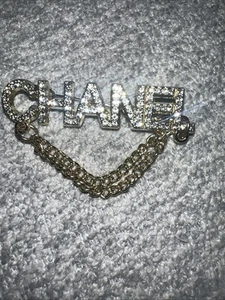 Chanel Gold Broach Pin - Picture 1 of 3