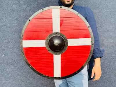 Auténtico escudo de guerrero de batalla vikingo de madera medieval para disfraces y juegos de rol Foto 1 de 4