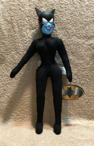 CATWOMAN 13 1/2" Stuffed Plush Doll w Tags WB 1999 Batman / Superman Adventures - Foto 1 di 2