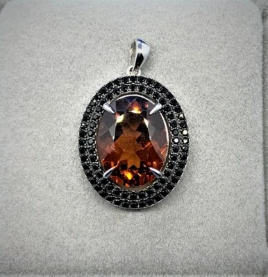 Colgante de granate de hessonita naranja certificado de 11 quilates enchapado en oro de 18 quilates de ley  Foto 1 de 4