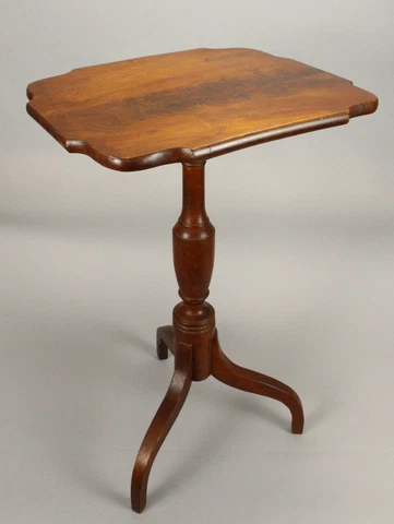 C. 1790-1800 Federal Tilt-top Lamp Table Candle Stand , Spider Legs, American Cover