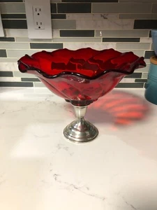 Beautiful Ruby Ruffled Compote With Sterling Silver Base Chipped - Picture 1 of 8