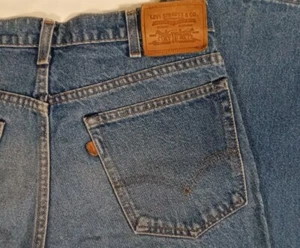 Vintage Levi's 549 With A Skosh More Room Leather Tab Patch 80's 33 X 30 - Picture 1 of 14
