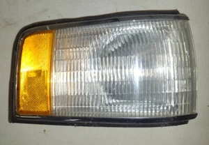 1994 1995 1996 Cadillac DEVILLE PASSENGER Turn Signal Parking Corner Light Lens - Foto 1 di 5