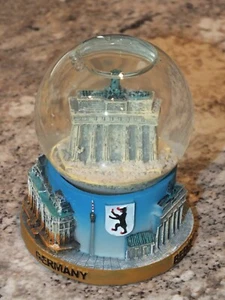 Germany Berlin Snow Dome Snow Globe *Souvenir - Picture 1 of 5
