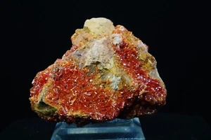 Vanadinite / Esemplare minerale da 5,2 cm / da Mibladen, Marocco - Foto 1 di 6