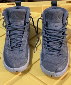 Air Jordan 12 Retro Gris Foncé Taille 5 - Photo 1/9