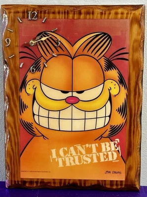 VINTAGE GARFIELD I CAN’T BE TRUSTED Laquered Wood Wall Clock 1978 - Image 1 of 4