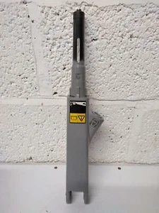 Honda BF8D - 20D Outboard. Tiller Handle / Handle Bar 53110-ZW9-010ZA - Picture 1 of 8