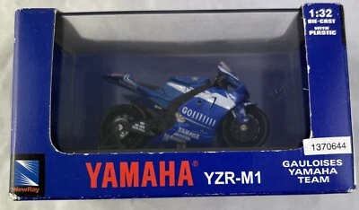 Yamaha YZR-M1  No.5 MOTO GP BIKE - Image 1 of 4