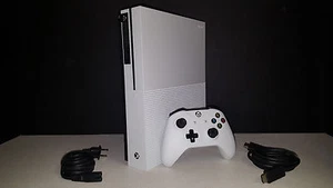 Microsoft Xbox One S 500 GB Console e accessori bianchi! 12 mesi di garanzia! - Foto 1 di 5