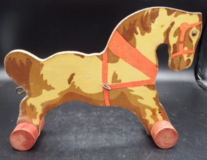 Juguete de madera de 8" de colección para tirar de caballos con ruedas de madera - Imagen 1 de 3