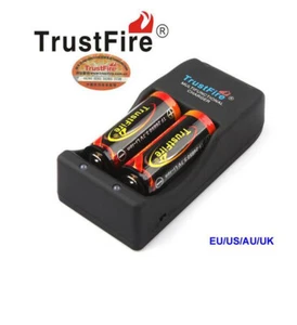TrustFire TR-006 Charger For Li-ion 4.2 V -3.0V Battery 26650 16340 AA etc - Picture 1 of 7