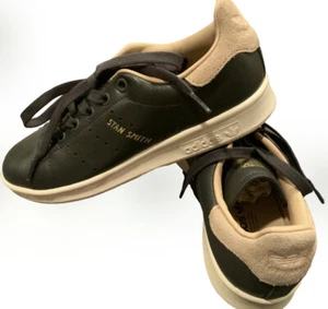 Tenis Universitarias Adidas Stan Smith para Mujer Talla 6 Cuero Negro Pálido Desnudo Gamuza - Imagen 1 de 9