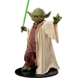 STAR WARS - GENTLE GIANT YODA - 1:1 LIFE-SIZE FIGUR / LIGHT & SOUND - Bild 1 von 2