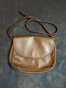 Sacoche latérale vintage cuir marron selle coach bandoulière USA O27-9919 magnétique - Photo 1/7