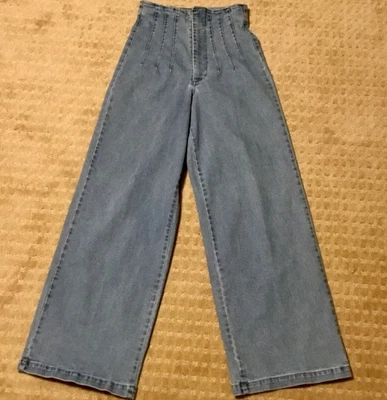 Pantalones de mezclilla Forever 21 contemporáneos lavado medio cintura alta pierna ancha talla M 26”w 31”L 14 Foto 1 de 4