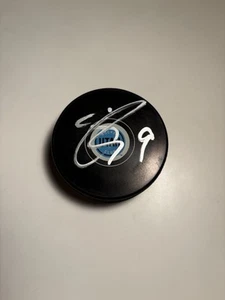 Clayton Keller signed handsigniert Utah Hockey Club Hockey Puck!! - Bild 1 von 1