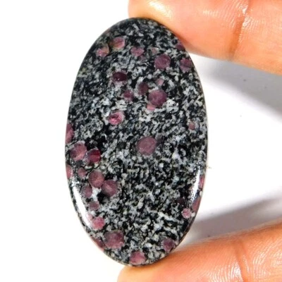 86,35 карата 100% натуральный уникальный черный рубин овальный кабошон драгоценный камень россыпью - Изображение 1 из 3