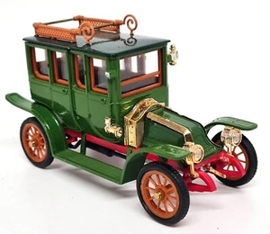 Rio 1/43 Renault Tipo X Doppla Berlina da Viaggio Green 34 Diecast Model Car - Picture 1 of 6