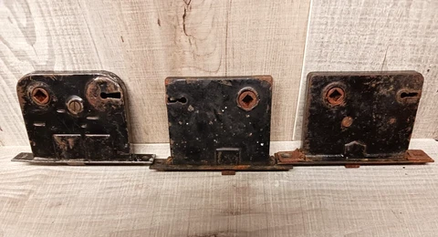 Antique Metal Lot of 3pc Door Hardware Lock Assembly Latch Salvage, No Keys Cover