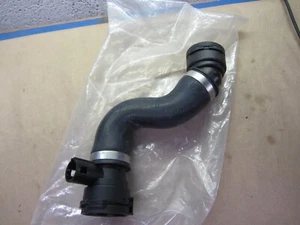 BMW Lower Radiator Hose, 17 12 7 521 778 - Picture 1 of 9