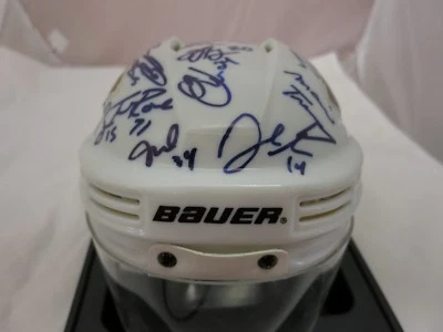 Мини-шлем с автографом команды Minnesota Wild 2003-2004 (27 подписей) сертификат подлинности LOM (HM186) - Изображение 1 из 4