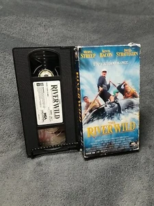 The River Wild VHS 1995 Meryl Streep Kevin Bacon Vintage David Strathairn - Picture 1 of 2