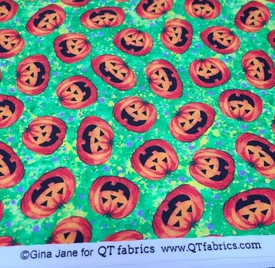 QT Tela Halloween Jack O'Lanterns on Green por Gina Jane 72" (2 yardas) x 43" Foto 1 de 4